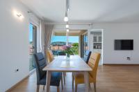 TV a/nebo společenská místnost v ubytování Apartment Maro Bayview