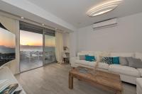 Posezení v ubytování Aenaon Seaview Villa