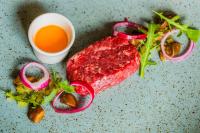 Jídlo v hotelu nebo okolí