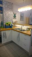 Kuchyň nebo kuchyňský kout v ubytování Floris's Home