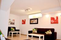 Posezení v ubytování Villa 9 La Alzambra-Puerto Banus