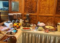 Еда / где поесть недалеко от отеля