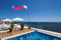 Bazén v ubytování Sud Ibiza Suites nebo v jeho okolí
