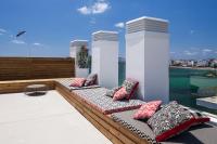 Posezení v ubytování Sud Ibiza Suites