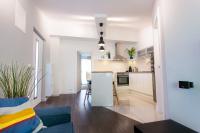 Kuchyňa alebo kuchynka v ubytovaní Apartman Anita