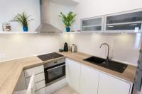 Kuchyňa alebo kuchynka v ubytovaní Apartman Anita