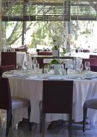 Restaurace v ubytování Logis Hotel - Restaurant Le Relais de Comodoliac