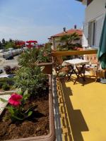 Vonkajšia záhrada v ubytovaní Apartment Leporiz