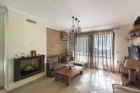 TV a/nebo společenská místnost v ubytování Elani Villa Dieci by Luxlikehome