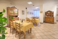 Foto dalla galleria di Hotel K2 a Numana