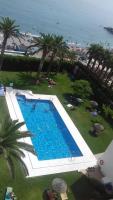 Bazén v ubytovaní Playa Torecilla Beachfront alebo v jeho blízkosti