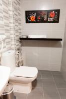 A bathroom at Apartamentos Sol de Mayo