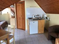 Kuchnia lub aneks kuchenny w obiekcie Jókai Apartmanház