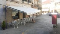 Reštaurácia alebo iné gastronomické zariadenie v ubytovaní Pension a Fontiña