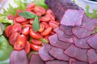 Jídlo v hotelu nebo okolí