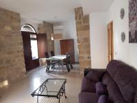 A seating area at Apartamentos Sol de Mayo