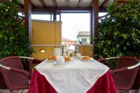 A restaurant or other place to eat at Hotel Conterie