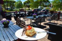 BräckeにあるJämtkrogen Hotellの皿に盛られた一皿