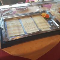 Jedzenie w pensjonacie lub w pobliżu