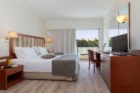 Televízia a/alebo spoločenská miestnosť v ubytovaní Best Western Plus Hotel Plaza