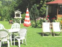 Ogród w obiekcie Apartment Landhaus Mühlau in Tirol