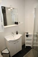 Koupelna v ubytování Apartments Šimić