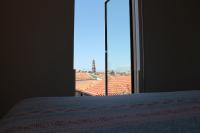 Postel nebo postele na pokoji v ubytování Amazing Penthouse Apartment in historic Porto