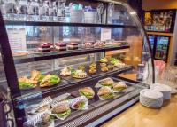 Jídlo v hotelu nebo okolí