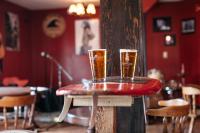 Drinks på Groundswell Pub & Inn