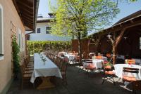 Restaurace v ubytování Hotel Gasthof Der Jägerwirt
