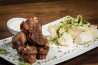 Jídlo v hotelu nebo okolí