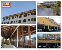 un collage de cuatro fotos de un hotel en Hotel Cosini, en São Sebastião do Paraíso