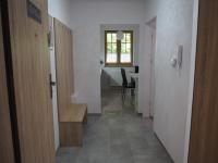Posteľ alebo postele v izbe v ubytovaní Apartament RED FLOWERS