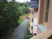 Budova, v ktorej sa apartmán nachádza
