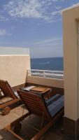 A general sea view or a sea view taken from Az apartmant