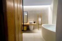A bathroom at Villa Myrto