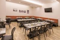 Restaurace v ubytování Best Western Plus Urban Larco Hotel