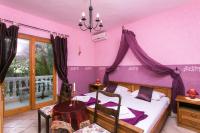 Posteľ alebo postele v izbe v ubytovaní Guest House Rajic