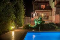 Bazén v ubytování Aegina Villa Kalliopi nebo v jeho okolí