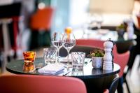 Getränke in der Unterkunft Mercure Paris Saint-Ouen