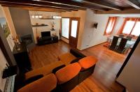 A seating area at Casa Forn