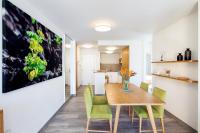 Kuchyň nebo kuchyňský kout v ubytování Apartamentos Tigaiga Suites