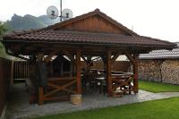A general mountain view or a mountain view taken from the homestay