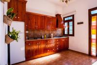 Kuchyň nebo kuchyňský kout v ubytování Casa Cueva El Molino