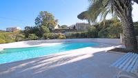 Piscina di Les Balcons Fleuris o nelle vicinanze