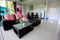 Posezení v ubytování Saree Lagoon Villa Koh Samui