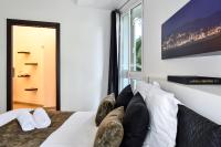 A bed or beds in a room at Farosardo