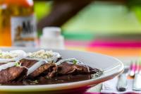 Đồ ăn tại/gần nhà nghỉ nhỏ