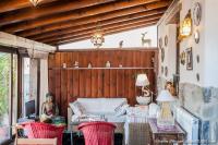 A seating area at Casa Con Encanto