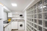 A kitchen or kitchenette at Apartamentos Diaber Gerona 22